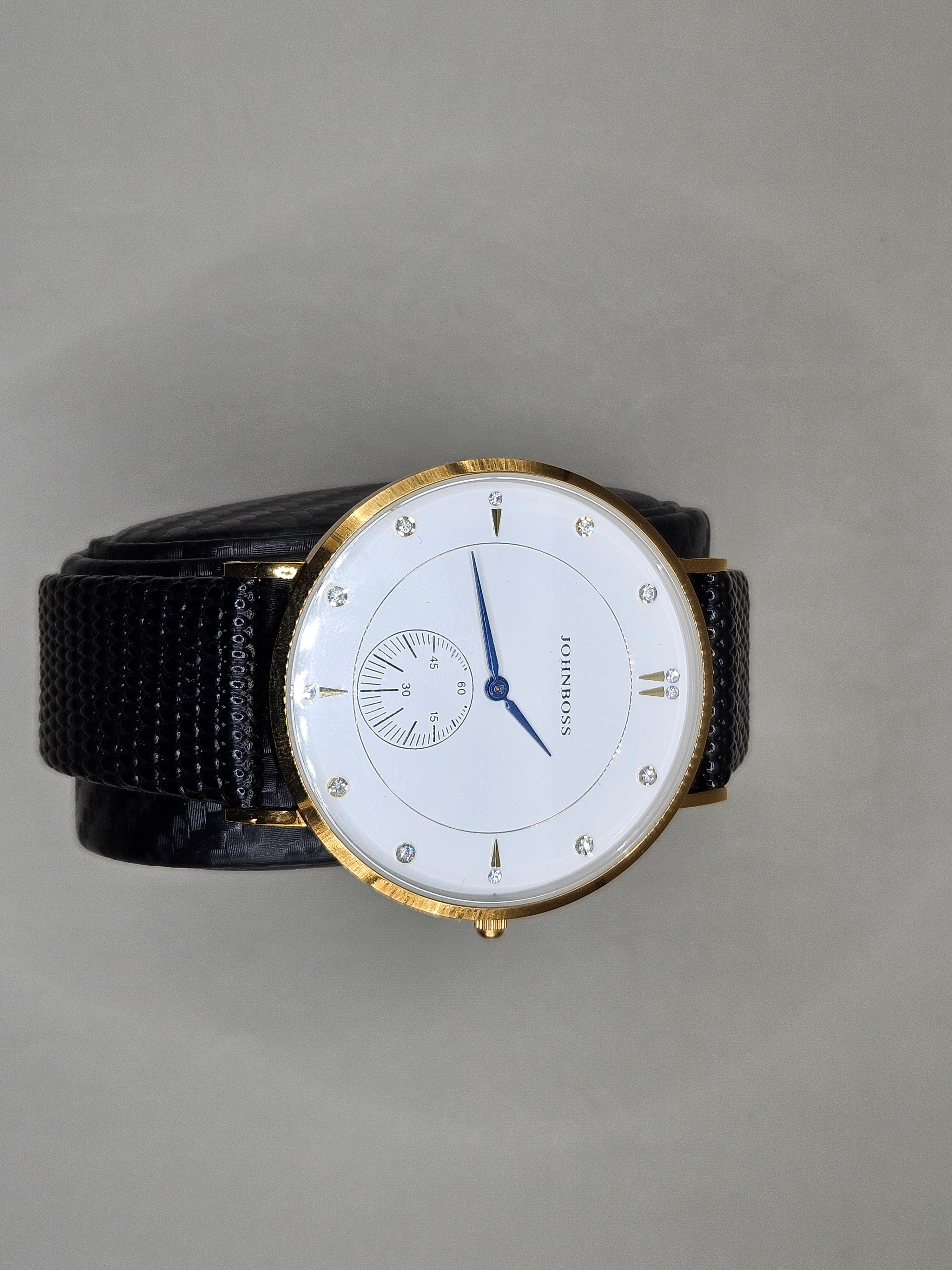 JohnBoss Minimalist Gold Tone Dress Watch – White Dial & Textured Black Strap