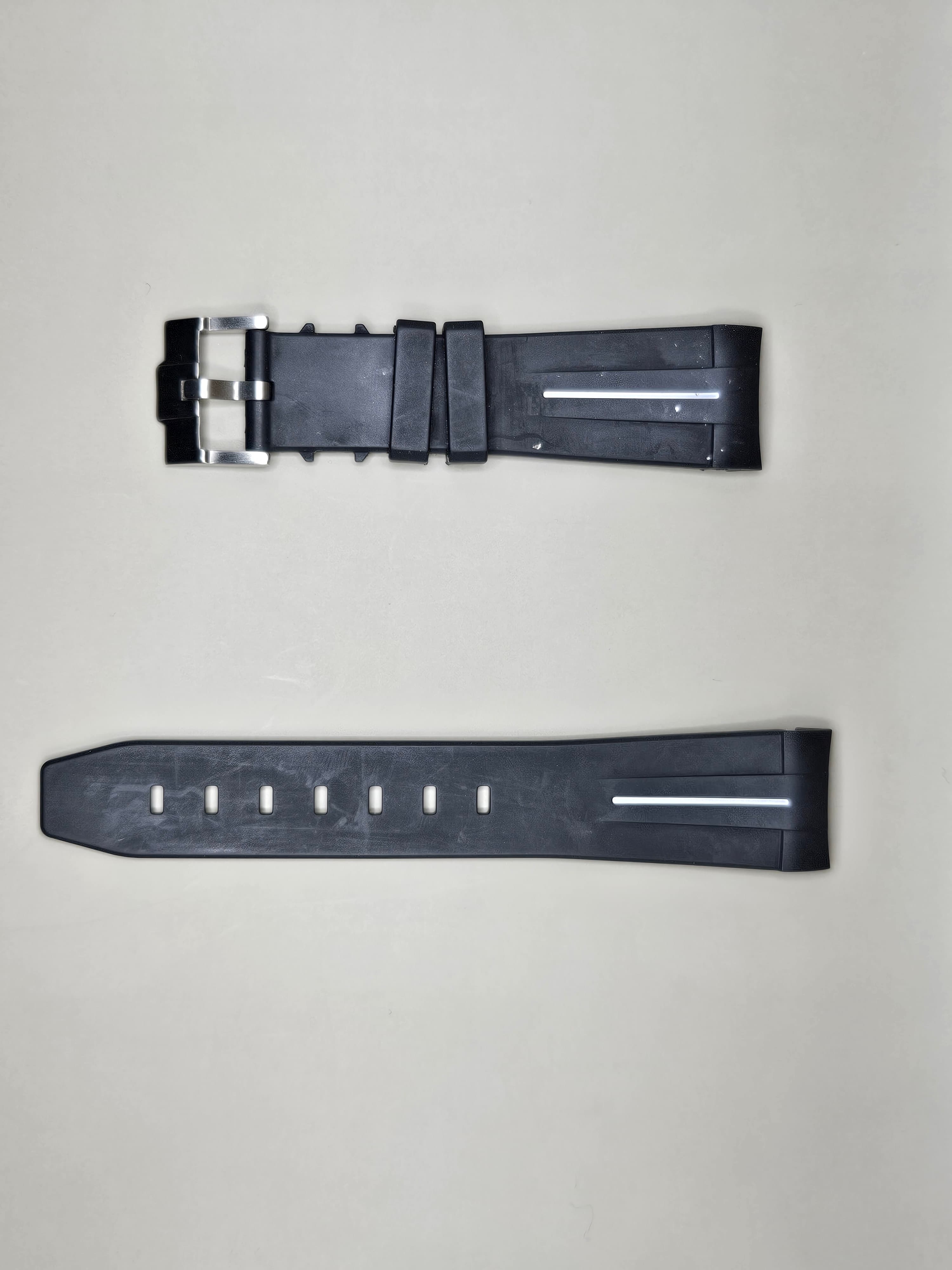 27mm Black Rubber Sport Watch Strap with White Racing Stripe – Stainless Steel Buckle – Large Case Fit